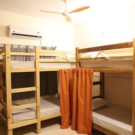 Hostel 11 チェンナイ エクステリア 写真